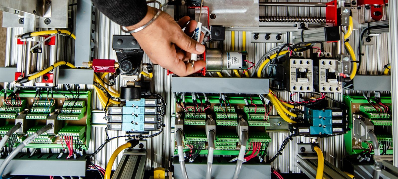 key services of leading electrical